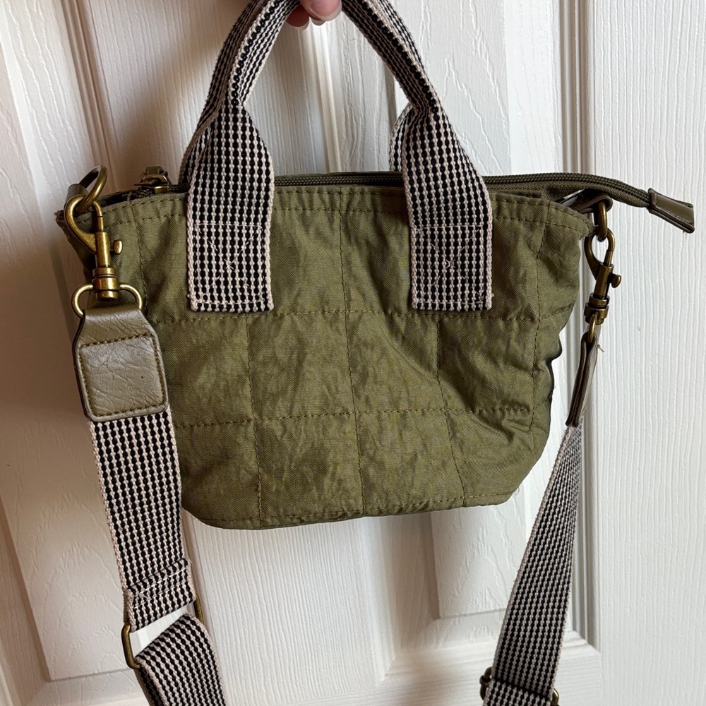 Olive Quilted crossbody